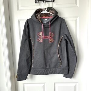 Under Armour Semi Fitted Grey and Camo Hoodie Size L
